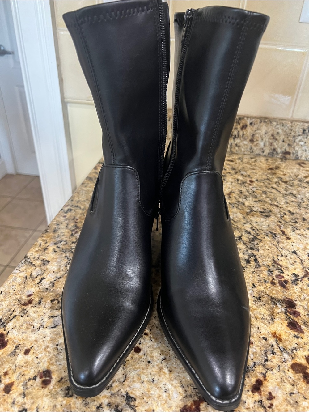 Universal Thread Black Mid-Calf fake Leather Heeled Boots